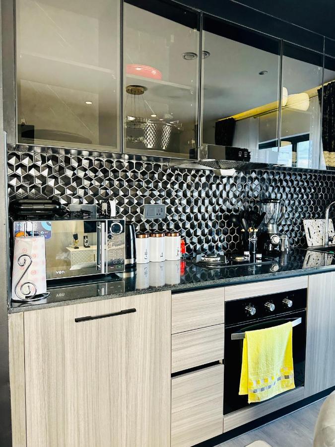 Escada Next Level Luxurious Home Nairobi Exterior photo